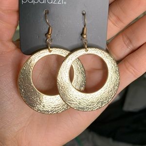 GOLD FISH HOOK EARRINGS
